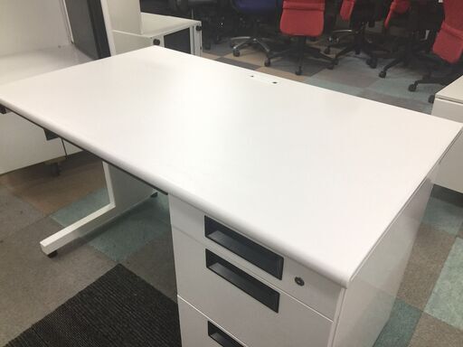 中古 美品 プラス 片袖机 片袖デスク オフィスデスク 事務机 鍵付