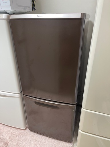 配送可能 パナソニック Panasonic 冷蔵庫 (138L） 右開き2ドア ブラウン NR-B146W-T