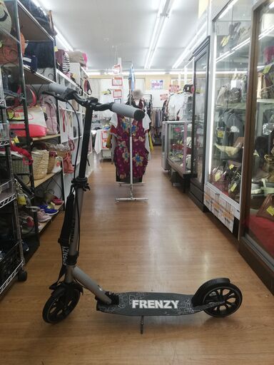 ☆ジモティー割引有☆FRENZY キックボード 中古品