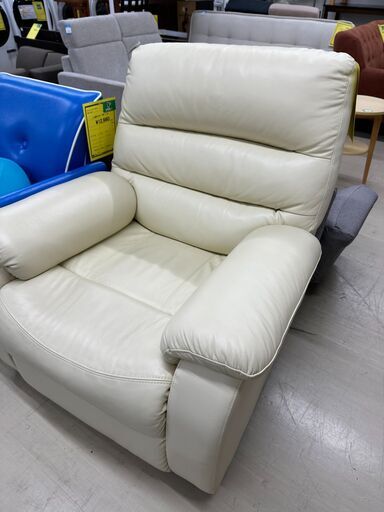 ジモティ来店特価!!　1人掛け電動ソファー　ホワイト　　Ｊ-1088 ジモティ来店特価!! 1人掛け電動ソファー ホワイト J-1088 □3人掛け
