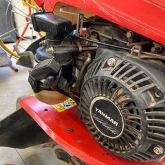 1点限り！!ヤンマー QT30 ミニ耕運機 燃料、レギュラーガソリン 排気量98cc 出力2,0kw(2,7ps)変速段数1段 耕幅550mm