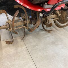 1点限り！!ヤンマー QT30 ミニ耕運機 燃料、レギュラーガソリン 排気量98cc 出力2,0kw(2,7ps)変速段数1段 耕幅550mm