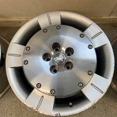 値下げ　ソアラ純正ホイル 2本ガリ傷有り 2本美品