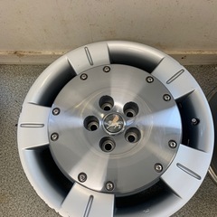 値下げ　ソアラ純正ホイル 2本ガリ傷有り 2本美品