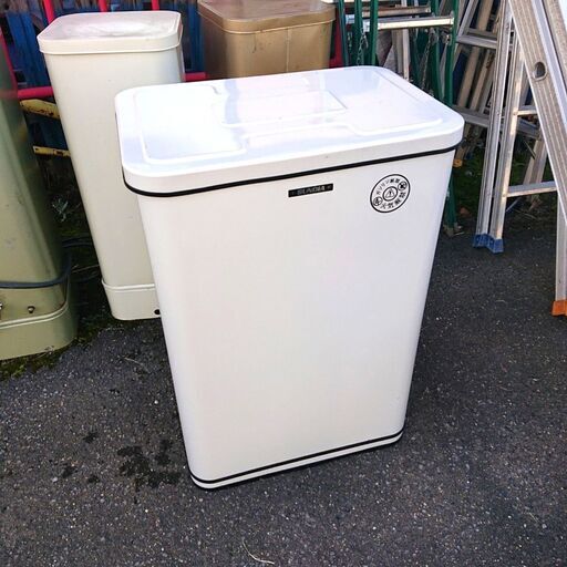 10/10サンダイヤ 灯油タンク KS1-201N 200型 屋内屋外共用 188L