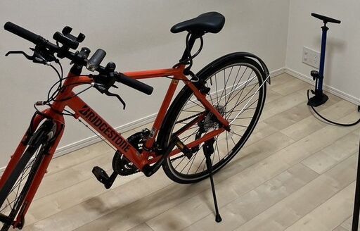 自転車と空気入れ　セット