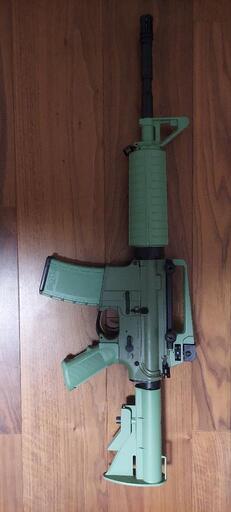 SRCのガンダムカラーM4電動ガン