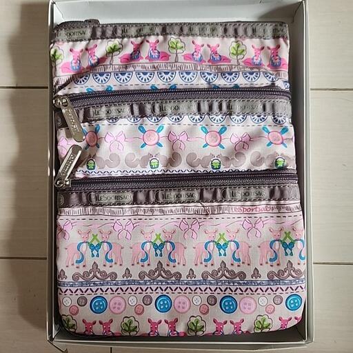 ショルダーバッグ LESPORTSAC