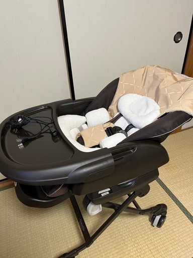 コンビ　ネムリラ　オートスウィング　ハイローチェア