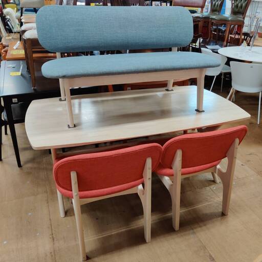 【愛品倶楽部柏店】NITORI (ニトリ) ベンチダイニング4点セット LDリラックス ロータイプ ダイニングでもリビングでも