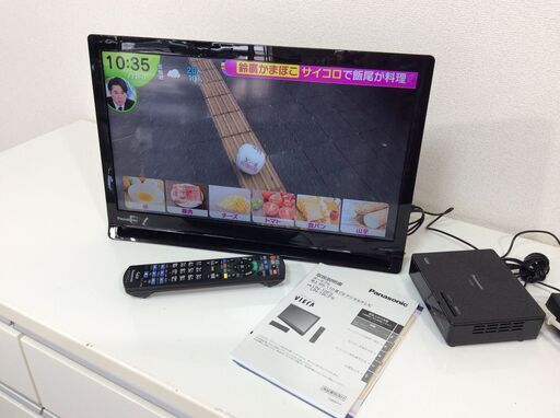（Y交渉中）YJT9641【Panasonic/パナソニック 19インチ液晶テレビ】美品 2019年製 VIERA UN-19CF9D 家電 ポータブルテレビ