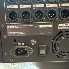 YAMAHA TF1 デジタルミキサー　ハードケース付き