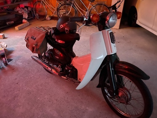 スーパーカブ50  モデル　アバグリーン