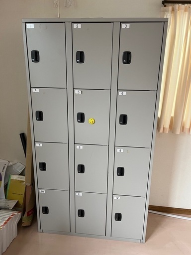 オフィス家具です‍♀️