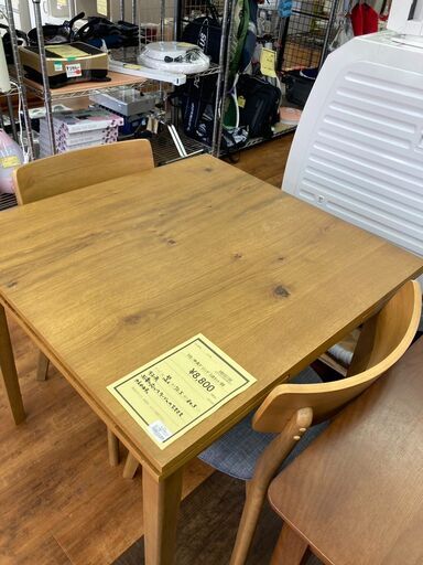 ★ジモティー割あり★伸長ﾀﾞｲﾆﾝｸﾞ3点ｾｯﾄ/クリ-ニング済み/HG-3433