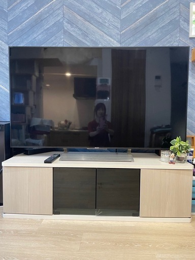 55V薄型大型テレビ