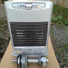 コロナ薄型ＦＦストーブ❗️スペース２１温風❗️