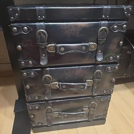 ヴィンテージ　トランク型三段 ラック　キャビネット
