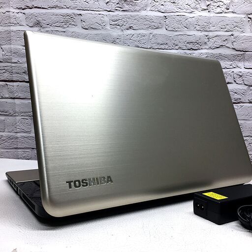 【大画面17.3型ワイド】東芝 T874/77K [爆速 Core i7 +メモリ16GB +SSD512GB(新) +HDD750GB] Win11＆ MS Office2021最新版・harman/kardon製スピーカー（管理：08160001） 大画面17.3型ワイド】東芝 T874/77K [爆速 Core i7 +メモリ16GB +