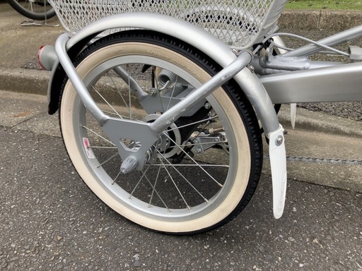 三輪車ブリヂストン RAKUTTO パンクしない ブリヂストン 電動アシスト