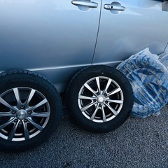 中古スタッドレスタイヤアルミホイールつき4本セット