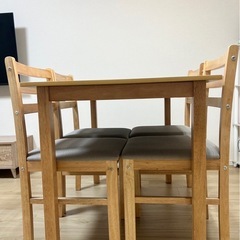 ダイニングテーブル　セット　　イス4脚付 