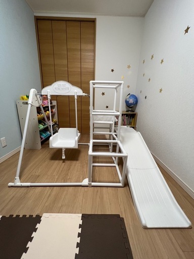 ジャングルジム　滑り台　鉄棒