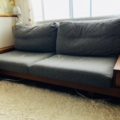 マスターウォール　クイーンズソファ