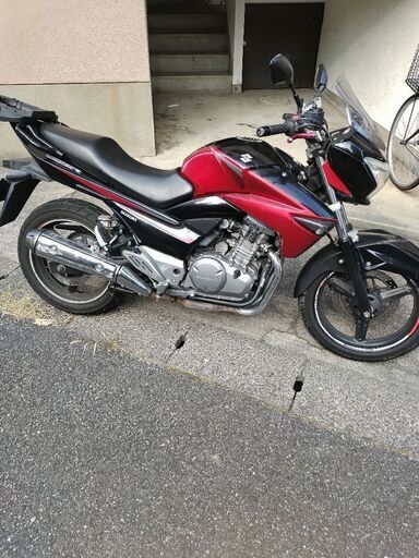 Suzuki GSR250 (車に交換もできます)