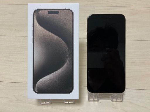 美品 iPhone 15 ProMax 256gb ナチュラルチタニウム  本体 simフリー