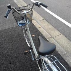 中古自転車３２８４　前後タイヤ新品！　２６インチ　３段ギヤ　ダイナモライト　ベルトドライブ　施錠はワイヤー錠となります。（２０年以上前のブリヂストン車です） 中古自転車3284 前後タイヤ新品！ 26インチ 3段ギヤ ダイナモ
