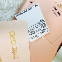 山羊革●ミュウミュウ●miumiu●財布●ネコ柄●付属品完備●ギャランティ付●箱付き●レザー●アニマル柄●ウォレット●二つ折り財布