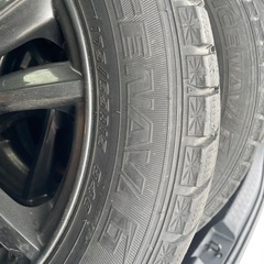 スタッドレスタイヤ　ホイル付き　4本セット