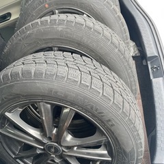 スタッドレスタイヤ　ホイル付き　4本セット