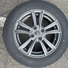 スタッドレスタイヤ　ホイル付き　4本セット