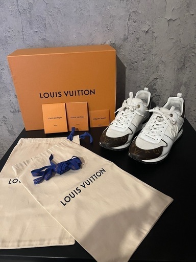 確実正規品☆Louis Vuitton  ルイヴィトン ランアウェイ ラインスニーカー 42