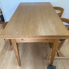 クラッシュゲート  ダイニングテーブル 新品