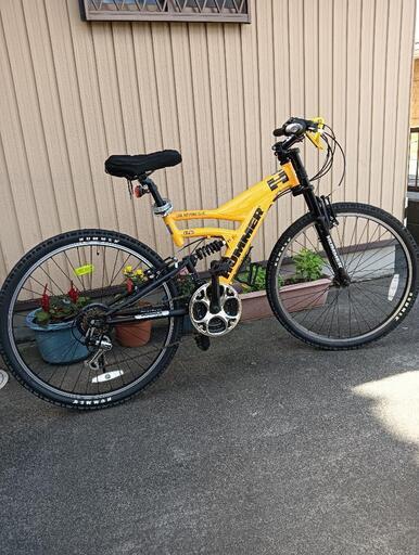 HUMMER ハマー　マウンテンバイク　サイクルメーター　前後LEDランプ　ドリンクホルダー二か所　ワイヤーキー等　新品同様　26インチ
