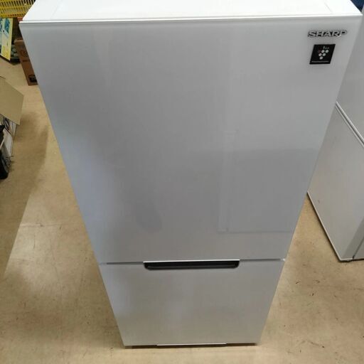 [N-3783] SHARP シャープ ノンフロン冷凍冷蔵庫 SJ-GD15J-W 152L 2023年製【中古品】 送料＆設置込み