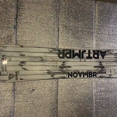 スノーボード　ノベンバー　アートジャンパー　19-20モデル　　　150cm
