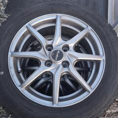 アクア、スタッドレスタイヤ、セット4本