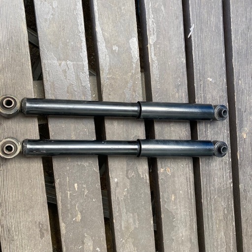 mh21s mh22s MH21S ワゴンR スズキスポーツ リアショック 左右 537101