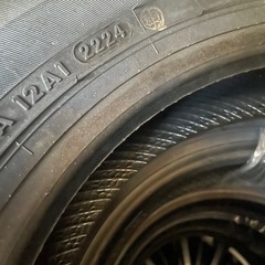 お陰様でラスト1セット！格安です。国産メーカー貨物用タイヤ！