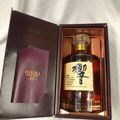 新入荷！！　国産ウイスキー　ウイスキー　サントリー 響17年 700ml（箱付）43度