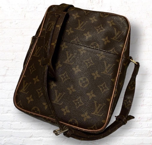 男女兼用‍↕️Louis Vuitton☆ルイヴィトン☆旧 ダヌーブ☆モノグラム☆ヴィンテージ☆バッグ☆ショルダーバッグ