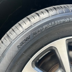 値下げ　エスクワィア純正美品　新品タイヤ　