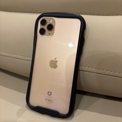 商談中】iPhone11pro max 256gb ゴールド SIMフリー iFaceケース付き