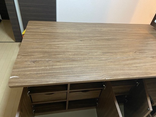 収納付きダイニングテーブル