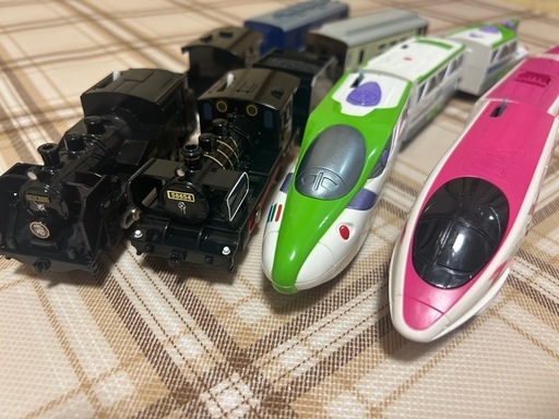 プラレール　まとめ売り　SL キティ　ディズニー　サンリオ