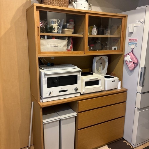 12月引き取りで　　無印良品オーク材食器棚